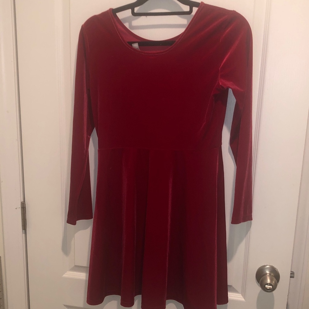 Place Girls Red Velvet Long-Sleeve Party Dress